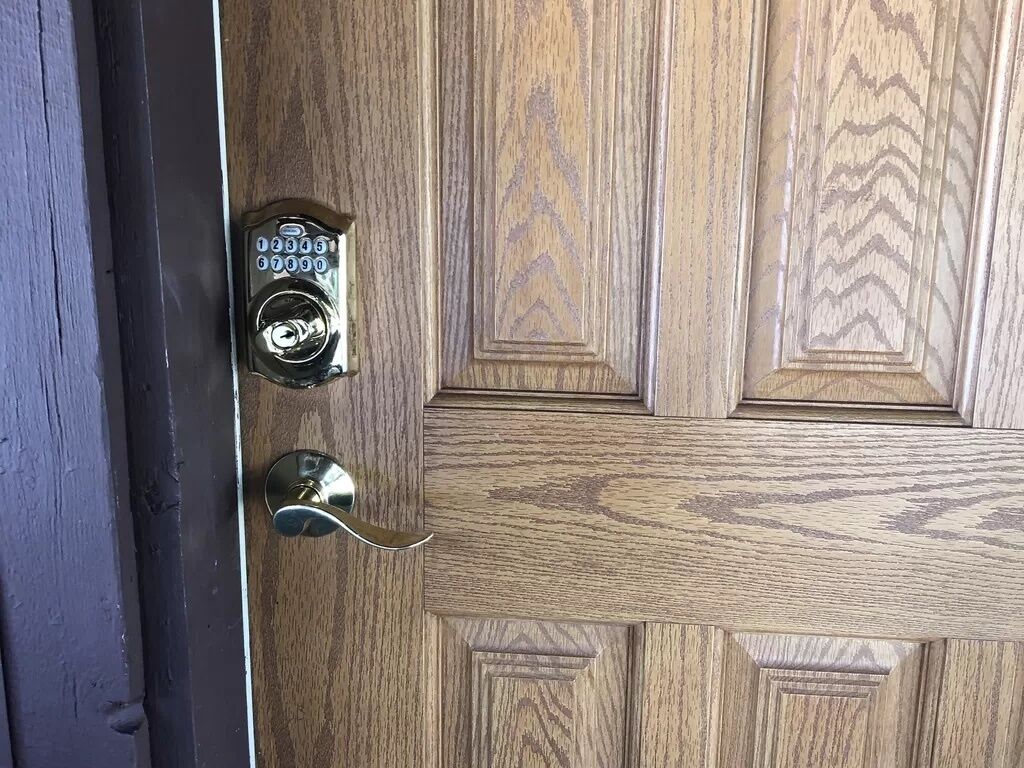 West Lake Tahoe Chalet, 3/2 + Loft, Hiking, Biking, Skiing, Sledding, Sleeps 8, 