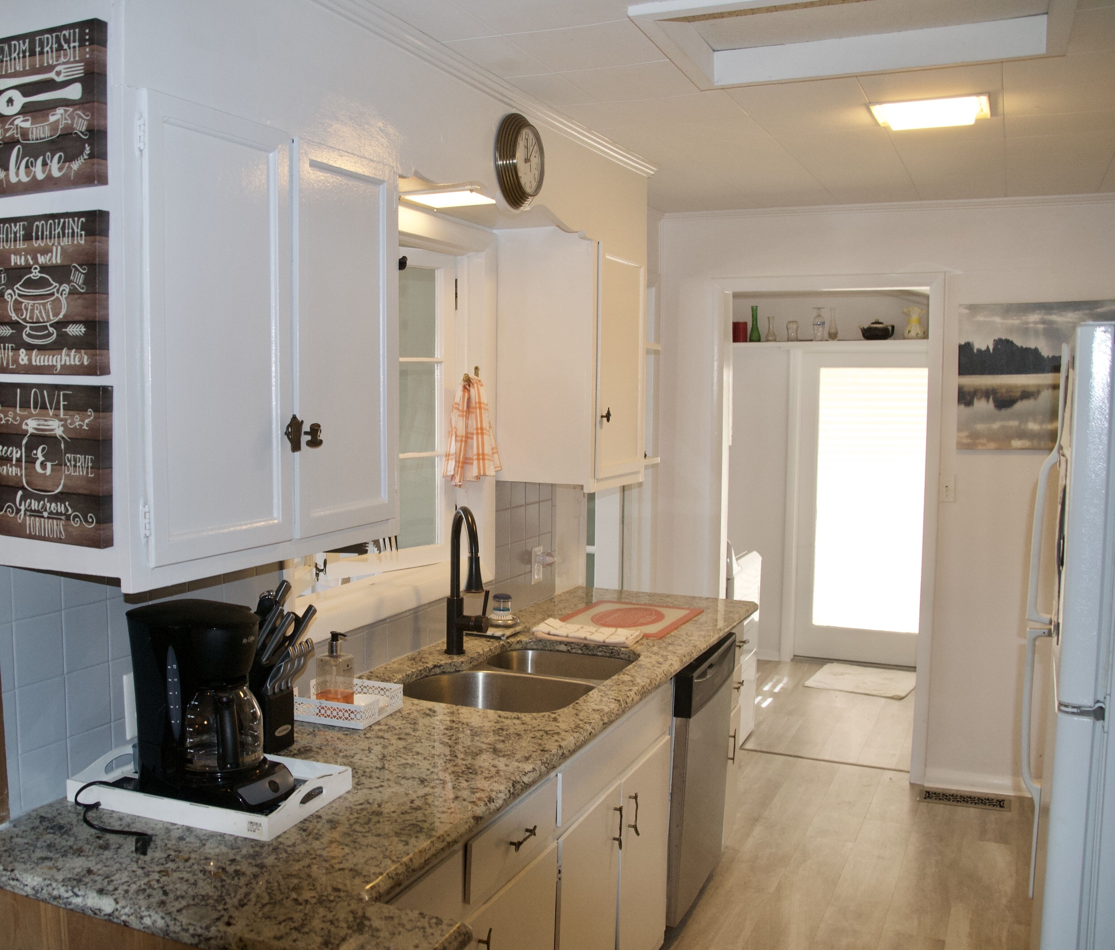 'Wood Duck Inn' Lakefront; Private Dock; Huge Deck