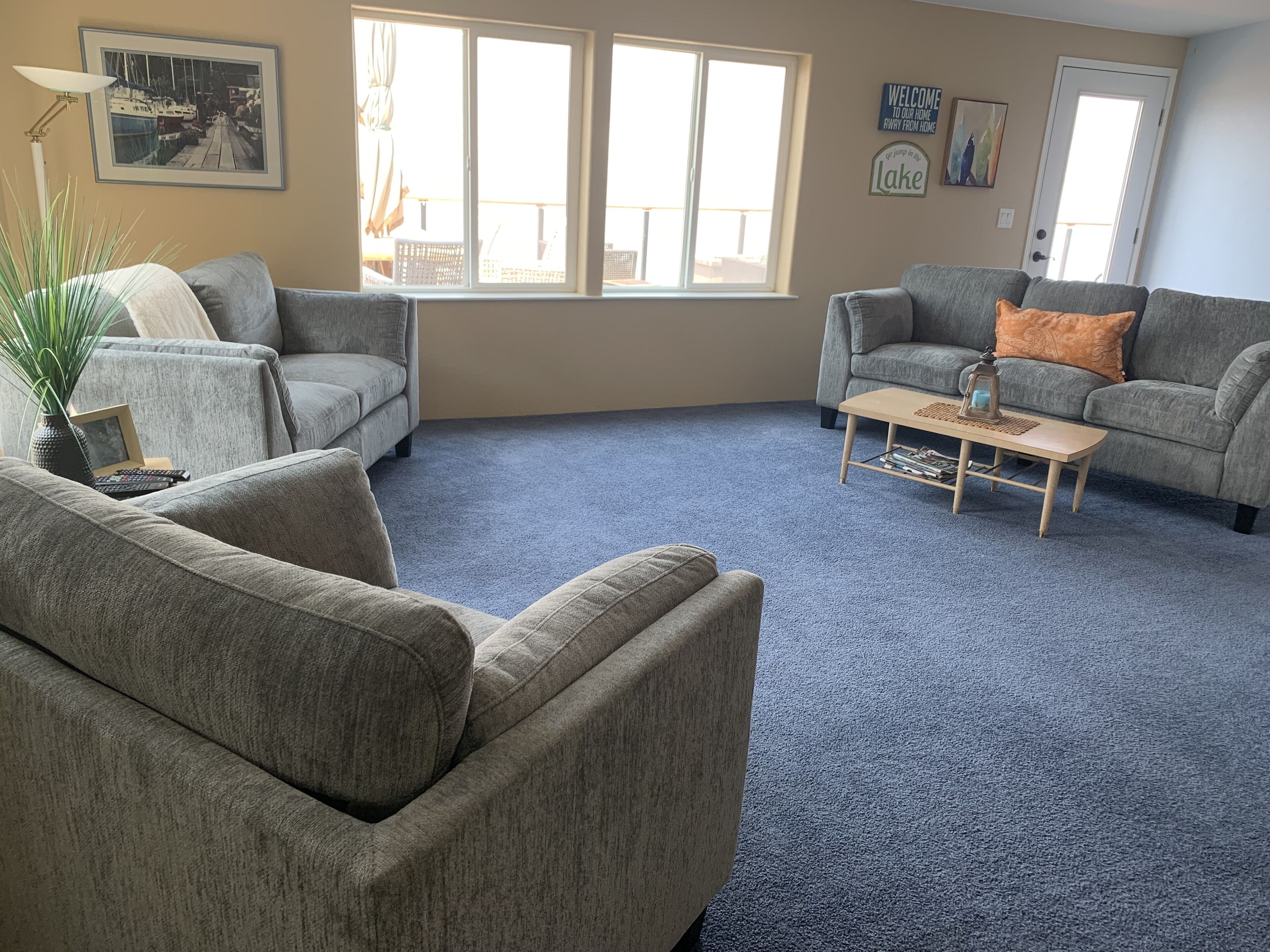 7 Bays home on Lake Roosevelt with great views and easy beach access.