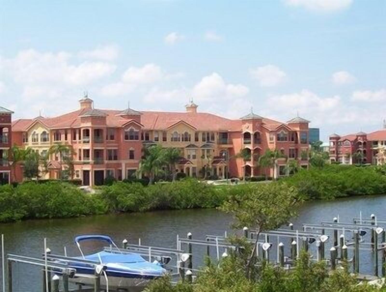 Hidden Waterfront Oasis Resort at Grand Venezia-Available May 28