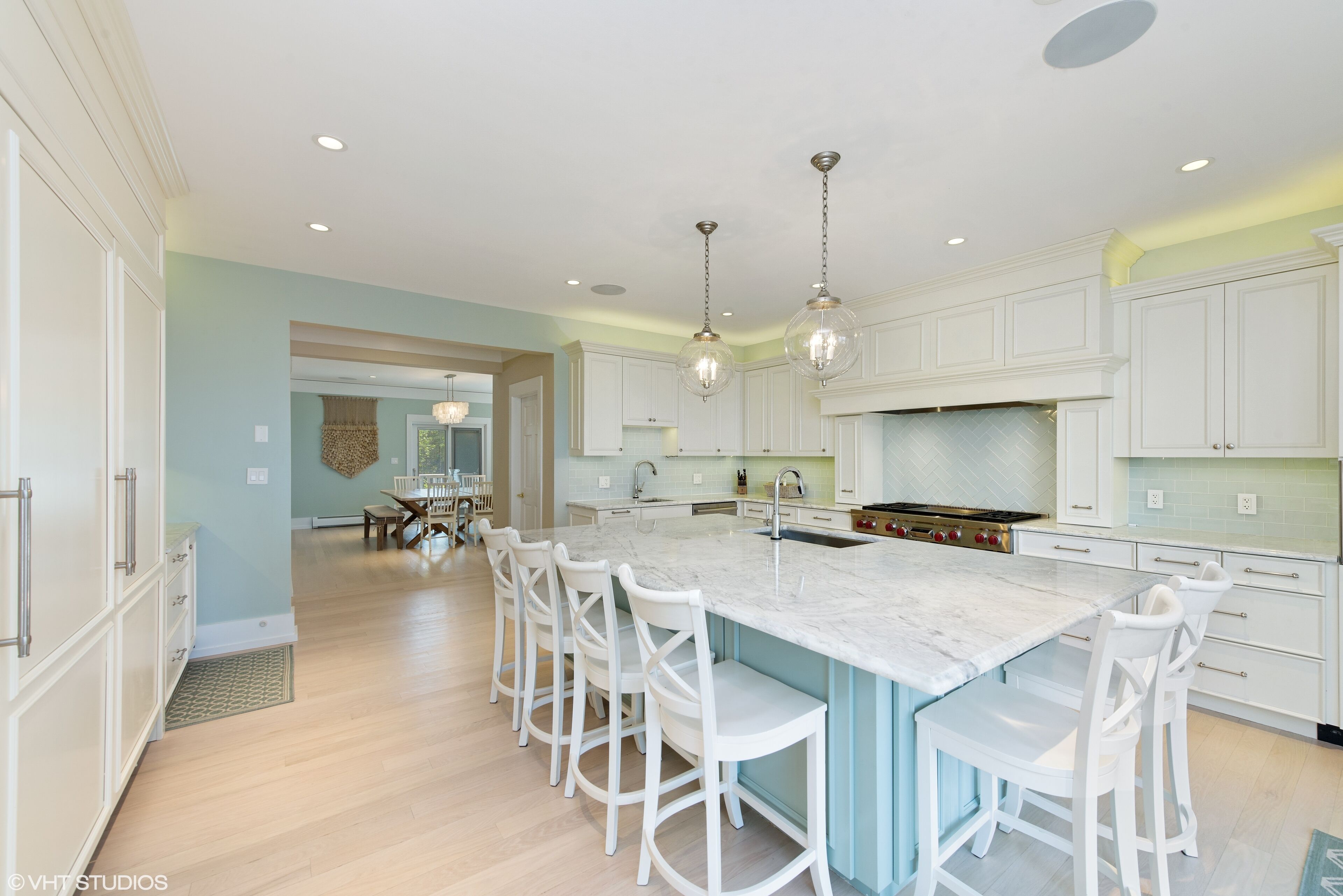  Lakefront Modern Mansion With Heated Pool 9BR's On Private Sandy Beach