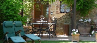 Air Conditioned 15th Century House with Pool on Wine Estate