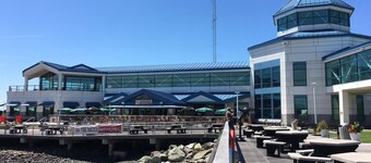 湾近くのコテージ-ビーチまでわずか2 1/2ブロック