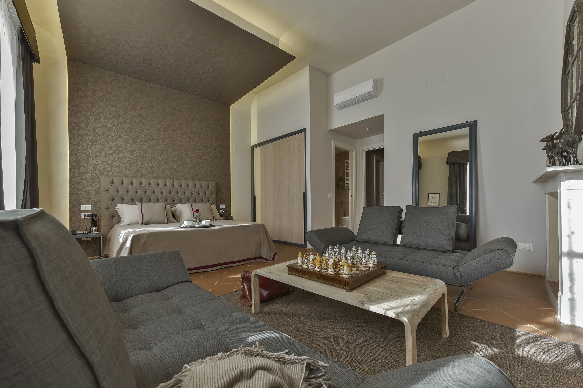 4 Schlafzimmer, Zimmersafe, Bügeleisen/Bügelbrett, kostenloses WLAN