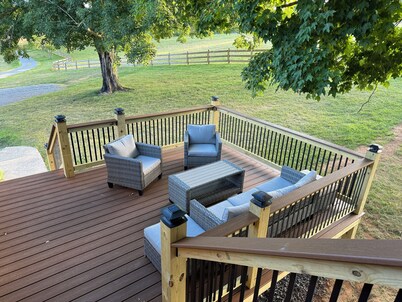 Elegant & Modern Carriage House at Twin Maple Farm