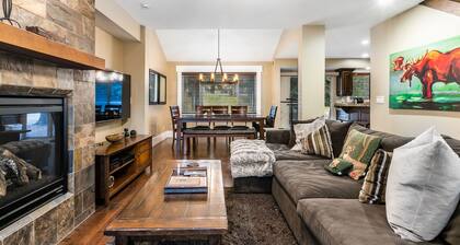 Across the Street from Lift -- Amazing Canyons/Park City Townhome!