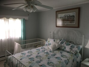 5 habitaciones, tabla de planchar con plancha y wifi gratis 