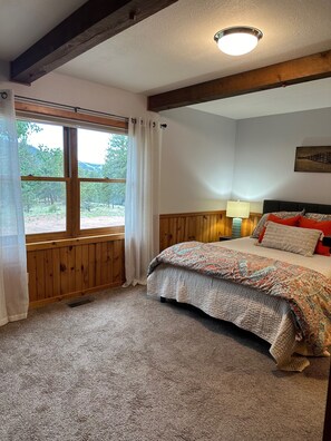 3 habitaciones, wifi gratis y ropa de cama