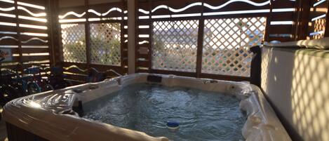 مغطس سبا داخلي