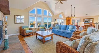 Premier Oceanfront Home w / allas, poreallas, peli Rm, liinavaatteet, Netflix, koira-ystävällinen