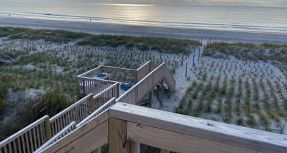 Amazing Single-Family Oceanfront Vacation Home