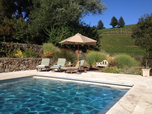 Outdoor pool, a heated pool - Vineyard FarmStay w/ Heated Pool from May-Oct. (Glen Ellen)