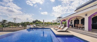 Casa De Jaguar, Most Photographed Home on the Island