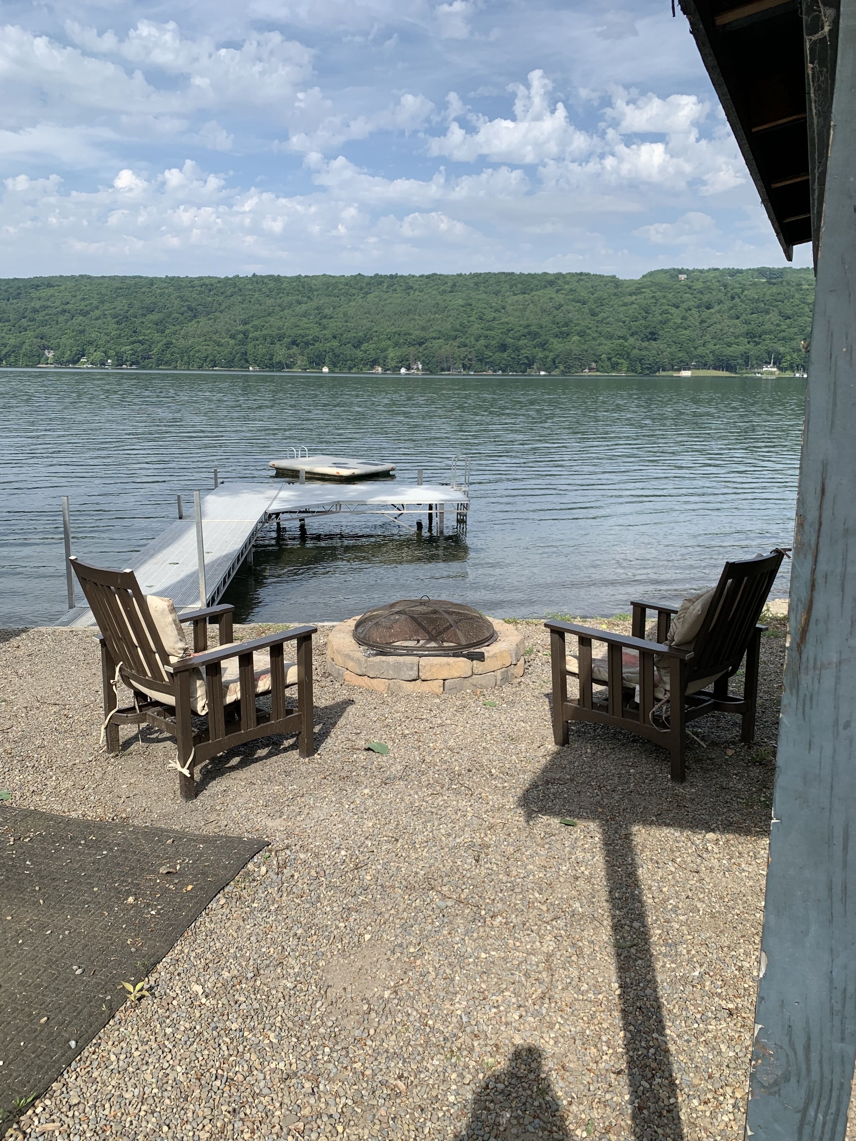 Welcome to The Reunion House at Lakespell! Relaxation and enjoyment begins here.