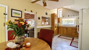 Dining - Private- Vernon NJ- Historic Mt. top home. Serenity awaits...  (Sussex)