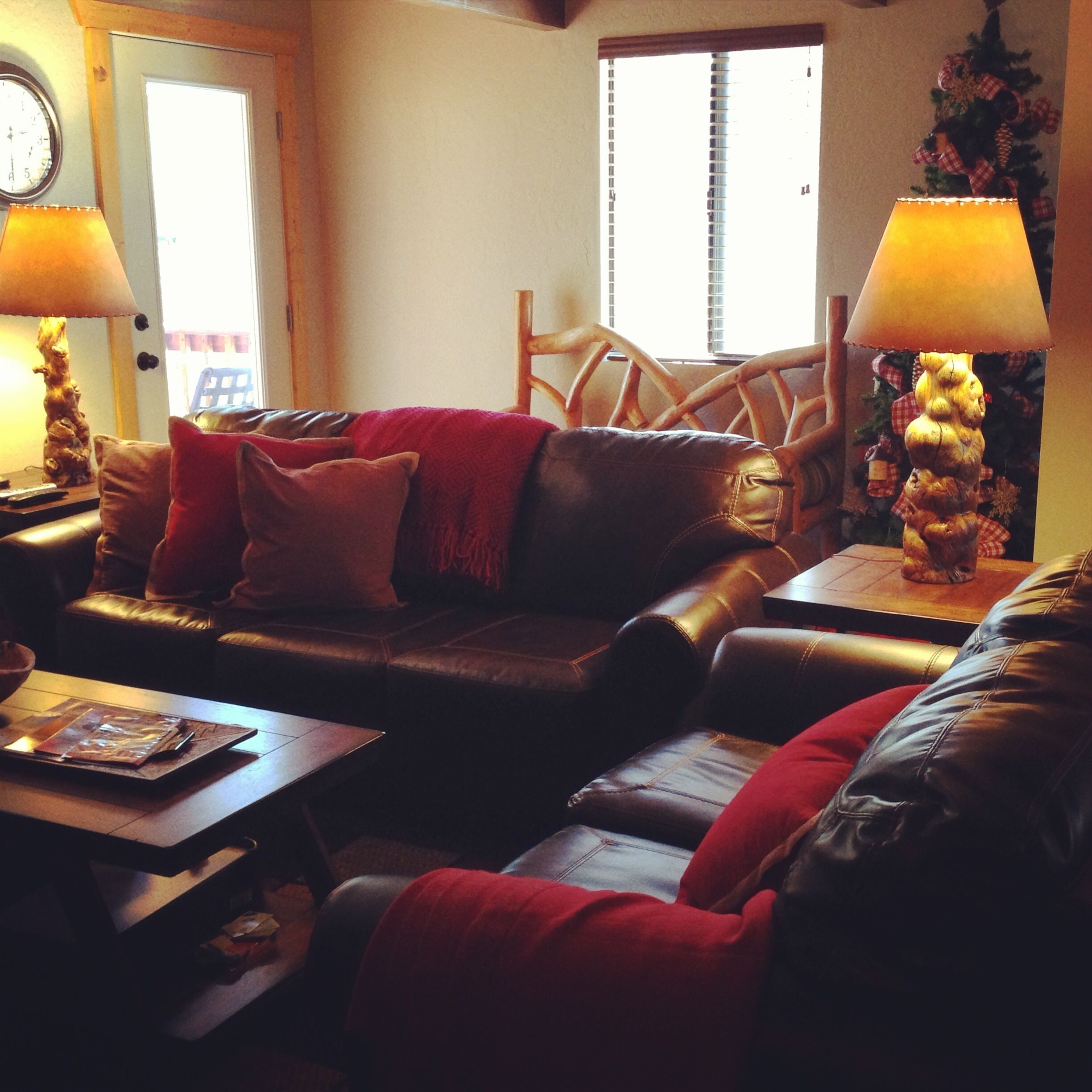 Remodeled 2 Bed 2 Bath 1125SqFt WIFI/ FIREPLACE  