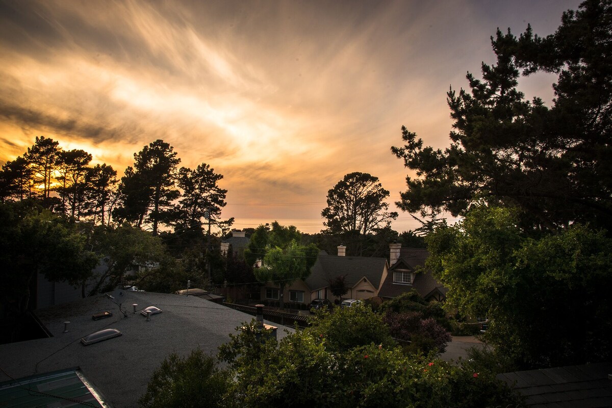 Photo 20 of Super Fun and Fabulous Home: Outdoor Fireplace, Jacuzzi, Ocean Views, Beach