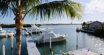 3 Bed / 2. 5 Bath Home - 6 Personen, herrliche Aussicht, beste Lage Boat Slip!