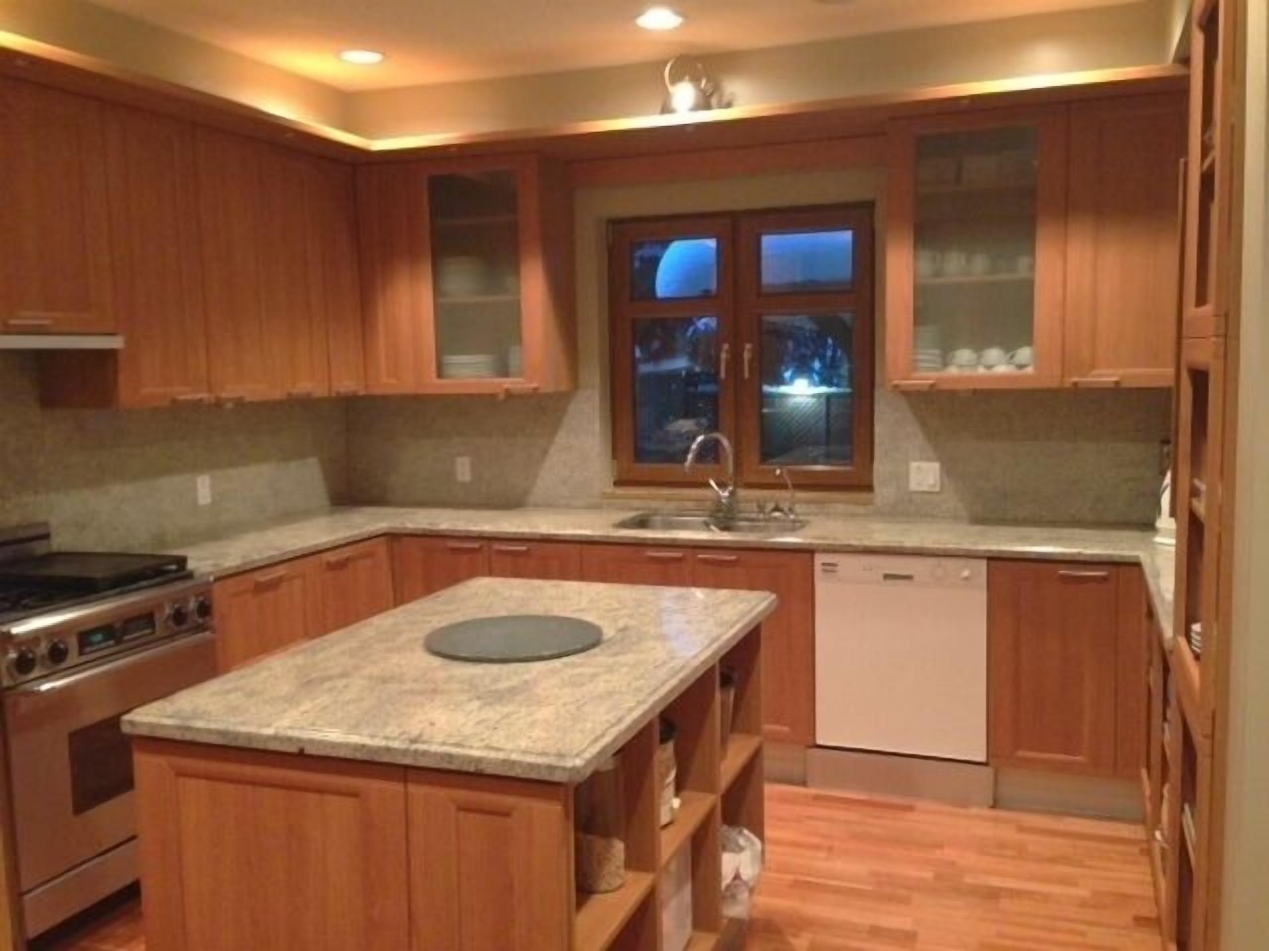 Luxury 4.5 Star 9 Bedroom, 11 Bathroom 6000 Sqft Full European Chalet Rental