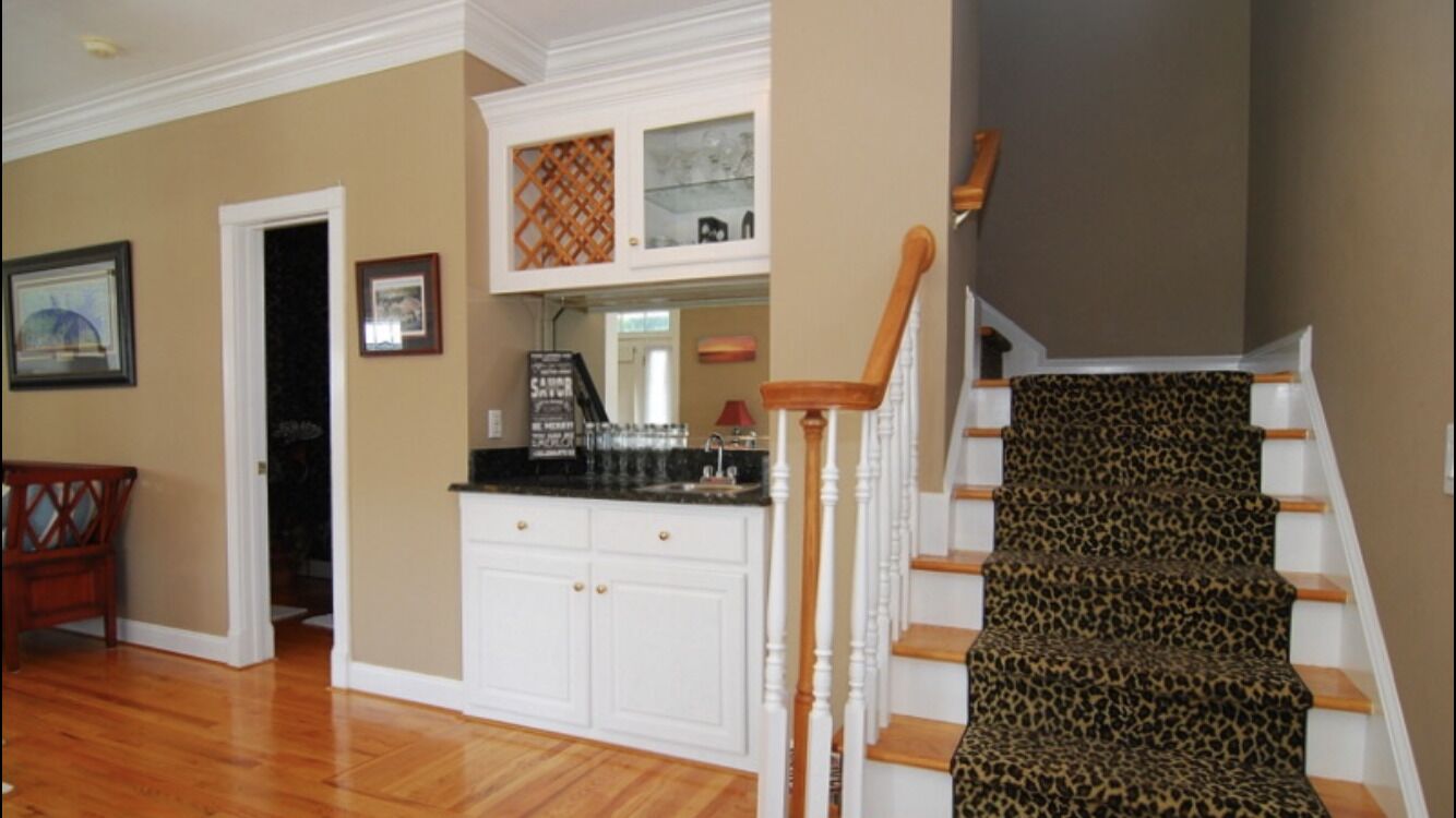 Currently Booking Christmas, December USC Graduation and Masters Dates