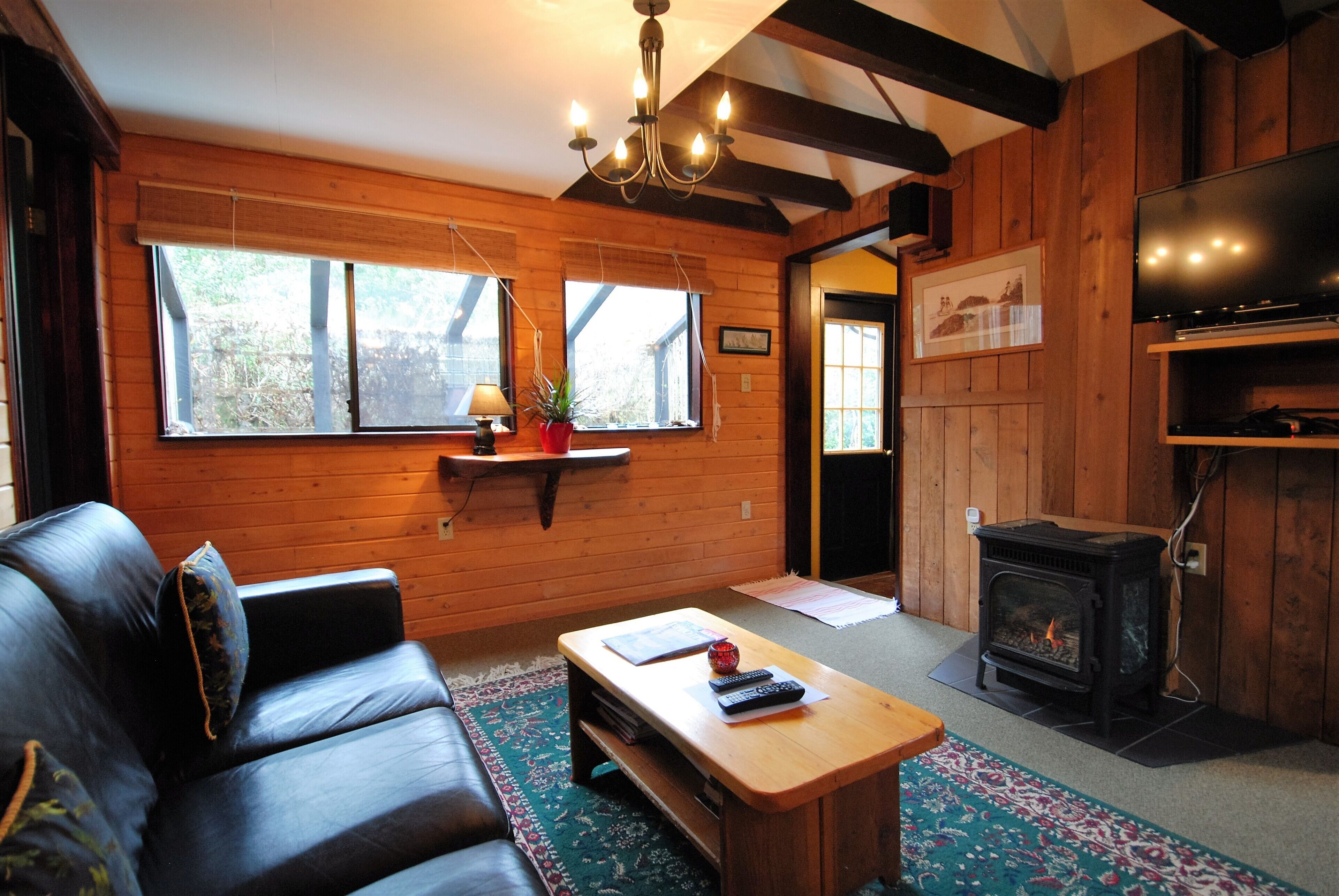 Gold Coast Retreat Haidaway Cottage at Chesterman Beach