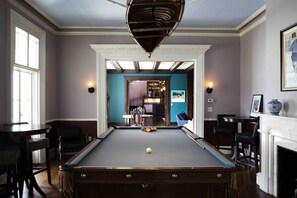 Game room - A Grand property in Historic Stockbridge (Stockbridge)