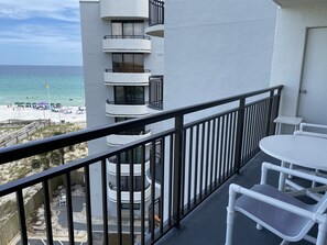 Property grounds - Nautilus, Unit 2608, Sleeps 6, Amazing views! Beach service March to October. (Fort Walton Beach)