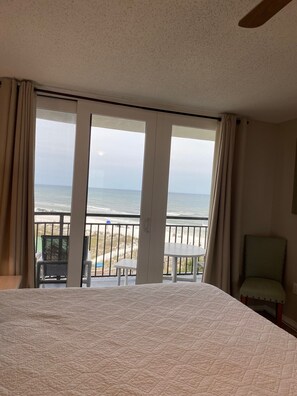 2 bedrooms, iron/ironing board, travel crib, free WiFi
