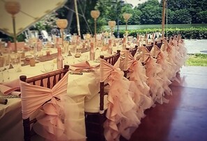Espace banquet en plein air