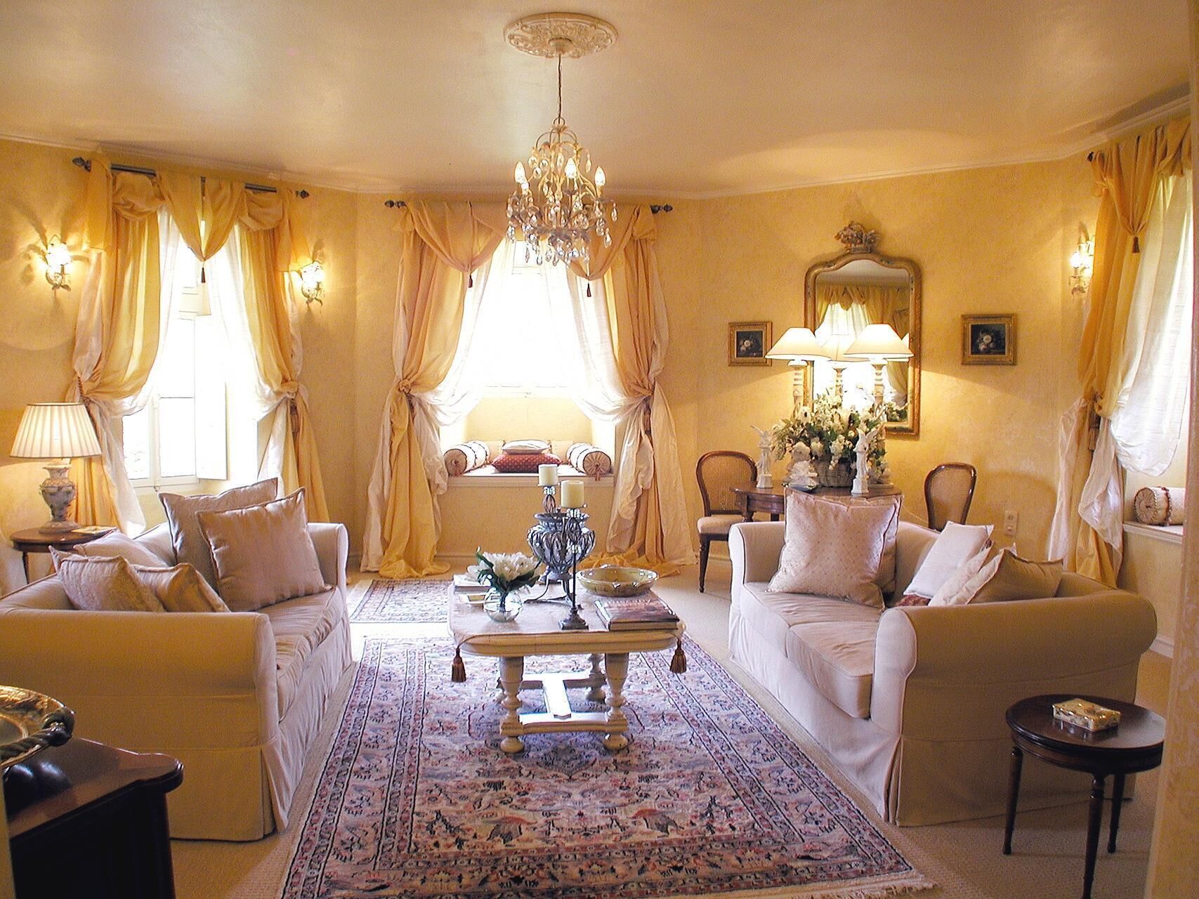 TV, table tennis, books, stereo