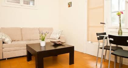 Best location in Tel Aviv: next to trendy Dizengoff & Peaceful Gordon st & Beach