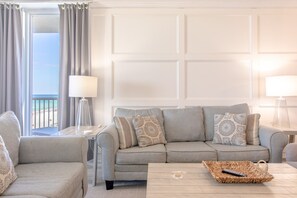 Fernseher, DVD-Player, Bücher