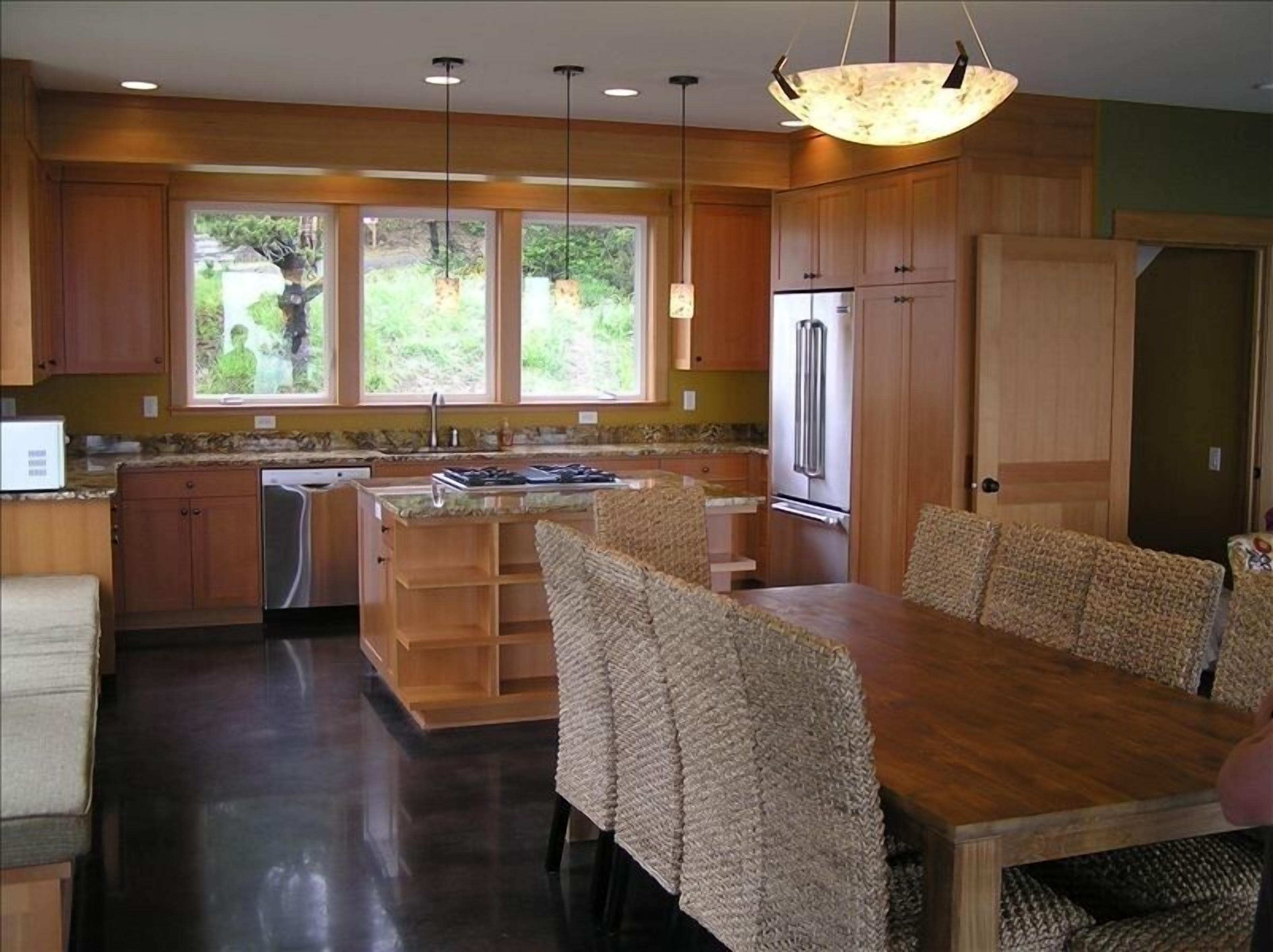 2 Master Suites, Panoramic Ocean View, 4 Bedroom, Hot Tub