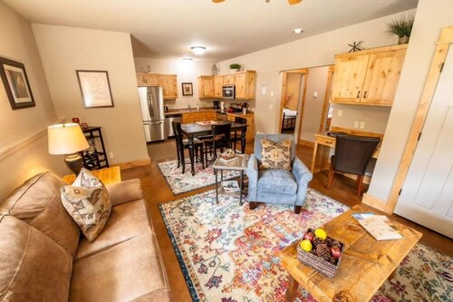 Arrowhead Properties Unit 2