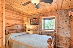 5 bedrooms, iron/ironing board, free WiFi, bed sheets