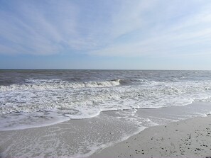 Ubicación a pie de playa, tumbonas y toallas de playa
