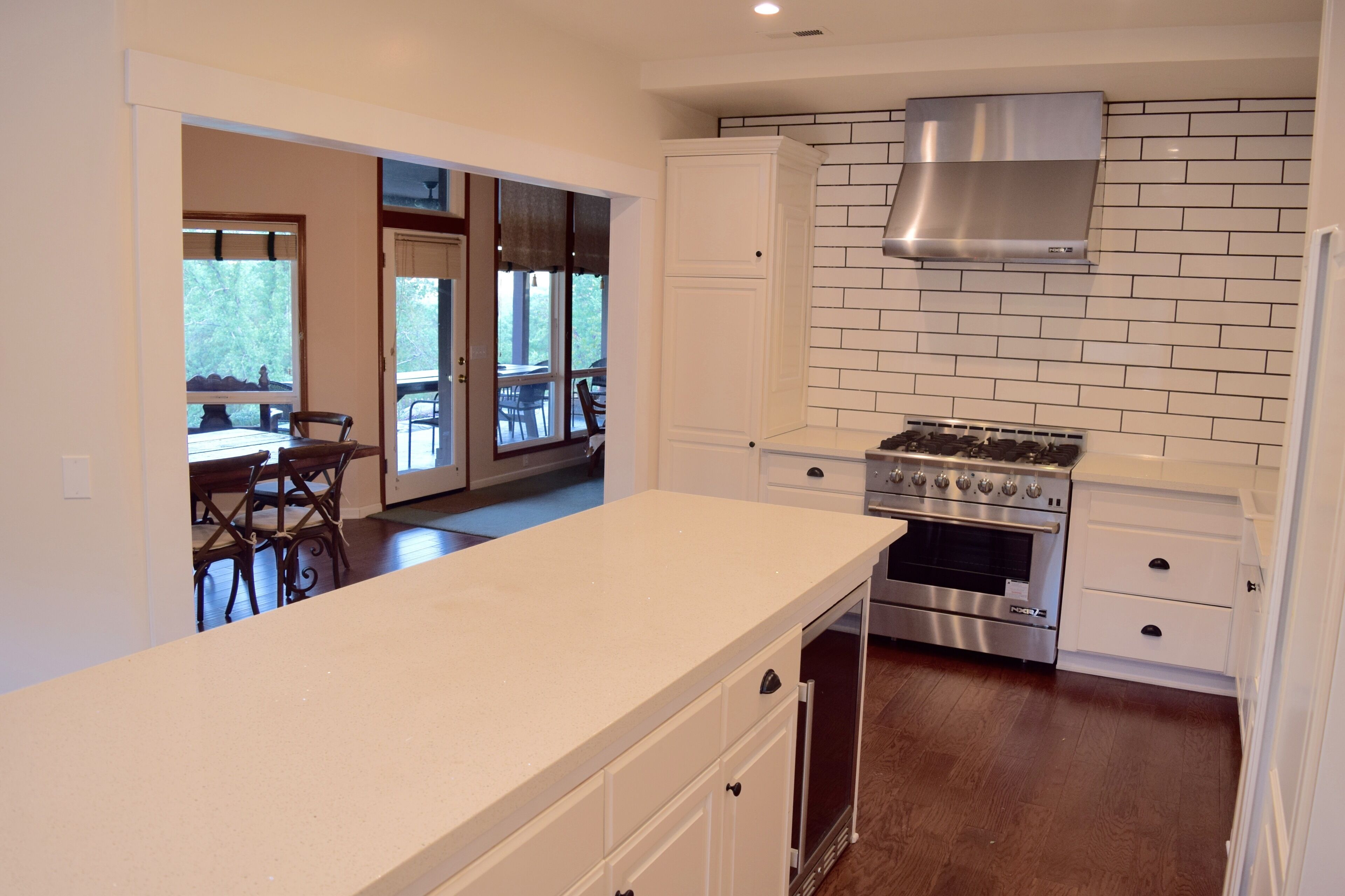 Perfect Family Retreat on 24 Acres with River and Enchanting Location