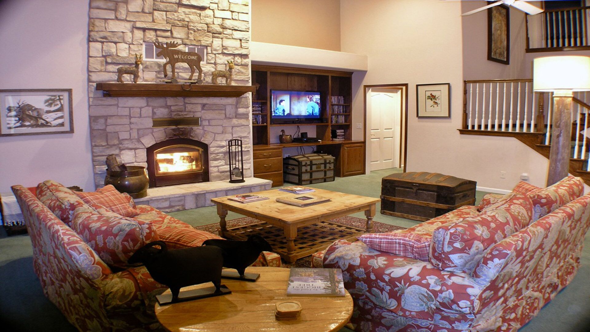 Perfect Family Retreat on 24 Acres with River and Enchanting Location