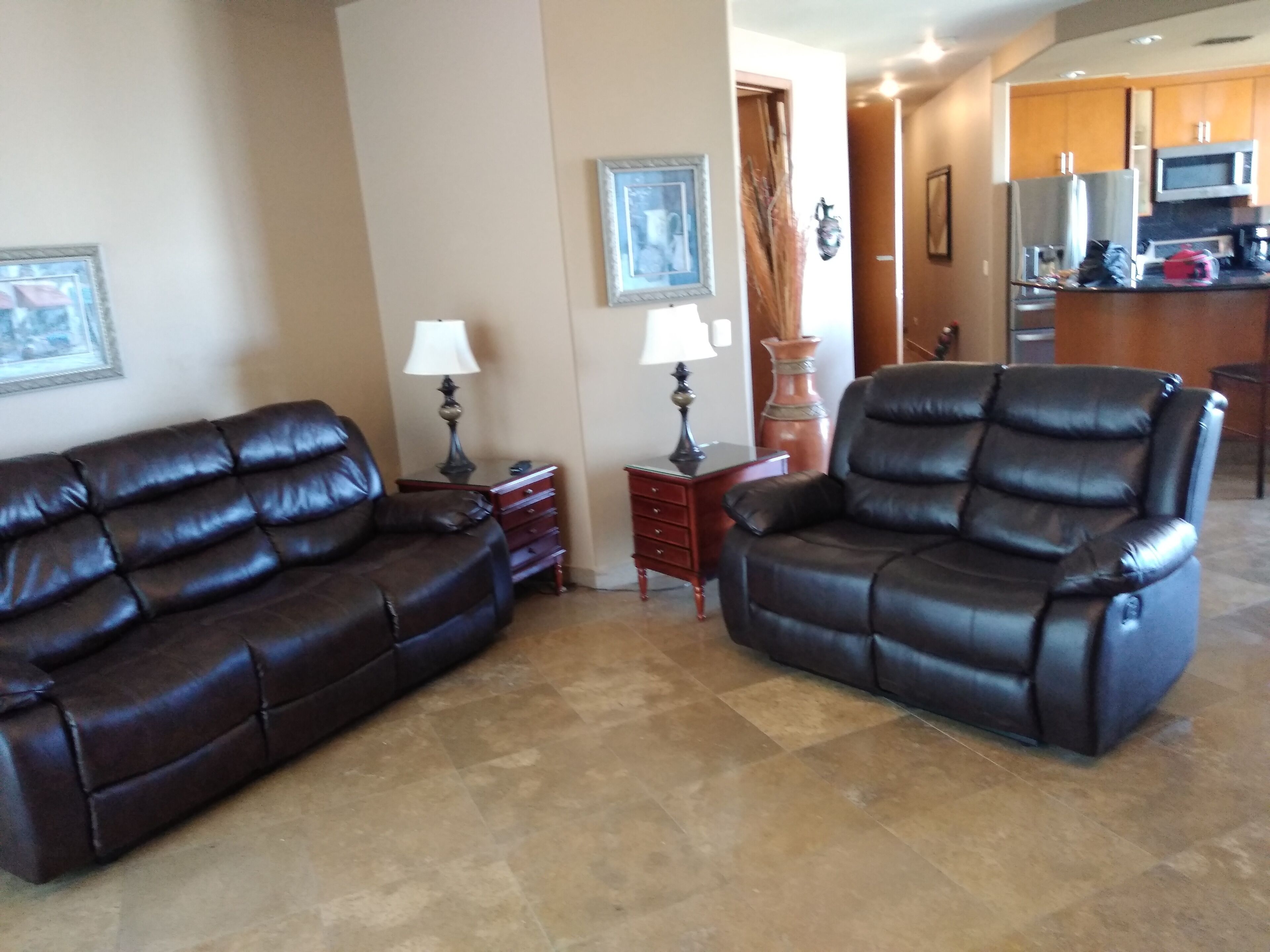 Las Palomas 3 BR/3BA $340/405 Stay 7 nights get one free