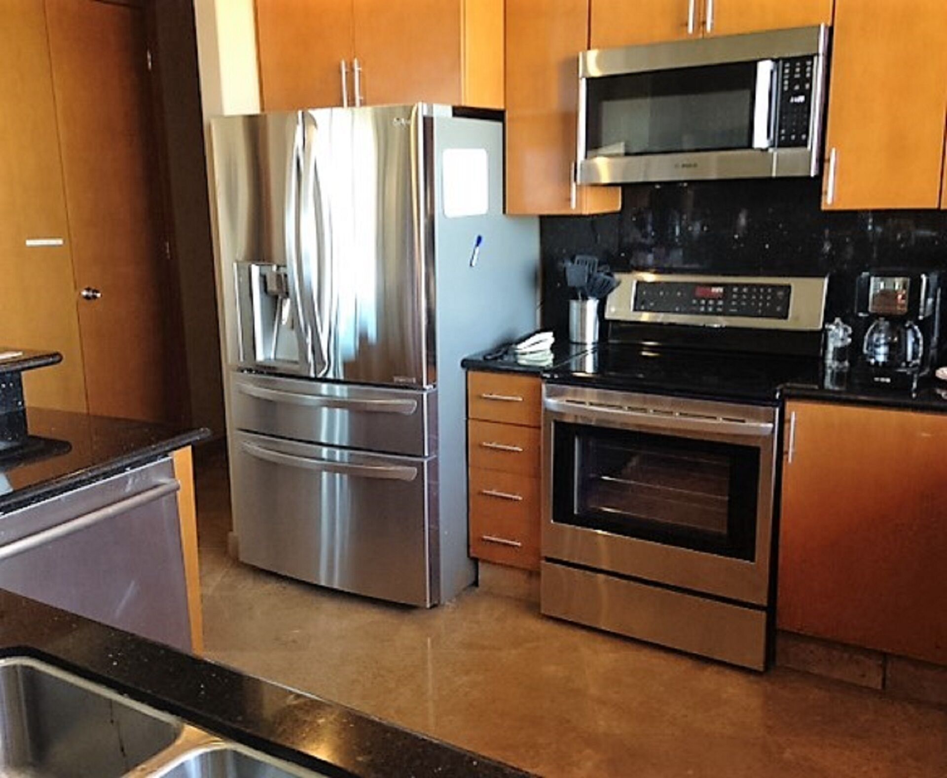 Las Palomas 3 BR/3BA $340/405 Stay 7 nights get one free