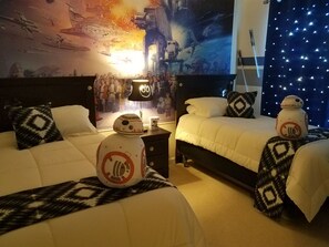 6 室のベッドルーム、アイロン / アイロン台、旅行用ベビーベッド、WiFi (無料)