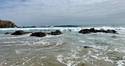 Rosarito Beach House Sleeps 14 & Steps to Sandy Beach Mins to Downtown