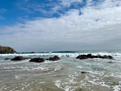 Rosarito Beach House Sleeps 14 & Steps to Sandy Beach Mins to Downtown