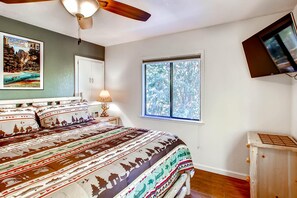 4 bedrooms, Internet, bed sheets