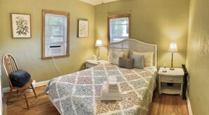 4 habitaciones, tabla de planchar con plancha y wifi gratis 