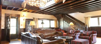 Western Ranch House in Colorado Rocky Mountains - Accommodates 14 Guests