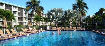 Sanibel Surf sonidos directos Beachront - Actualización 2 hab / 2 baño con Wifi y motos