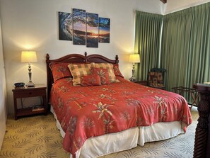 2 bedrooms, desk, iron/ironing board, free WiFi - Updated 2 Bedroom/2 Bath/2 Lanai Condo, Split AC System - Here 2 Day Gone 2 Maui (Kihei)