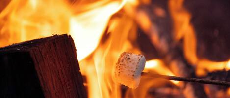 Peis