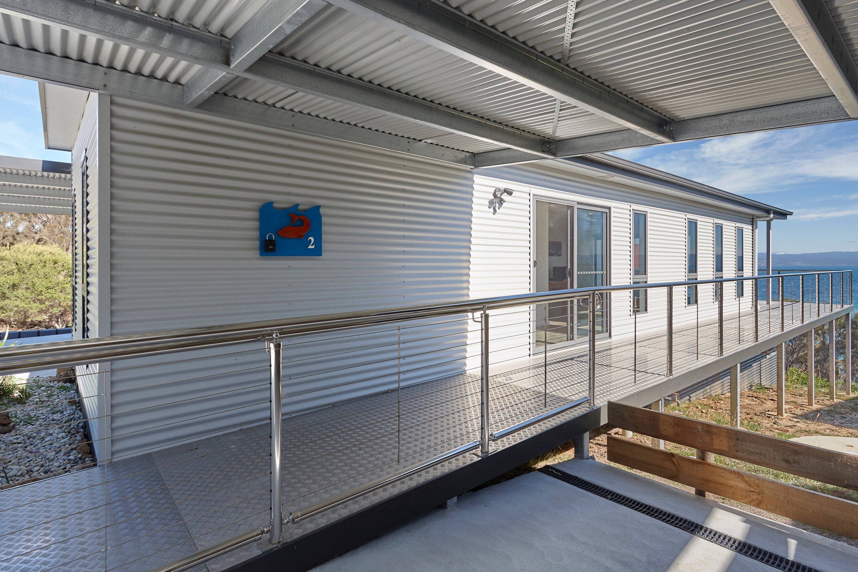 Whale Watcher 2 - Freycinet Holiday Houses — image 2